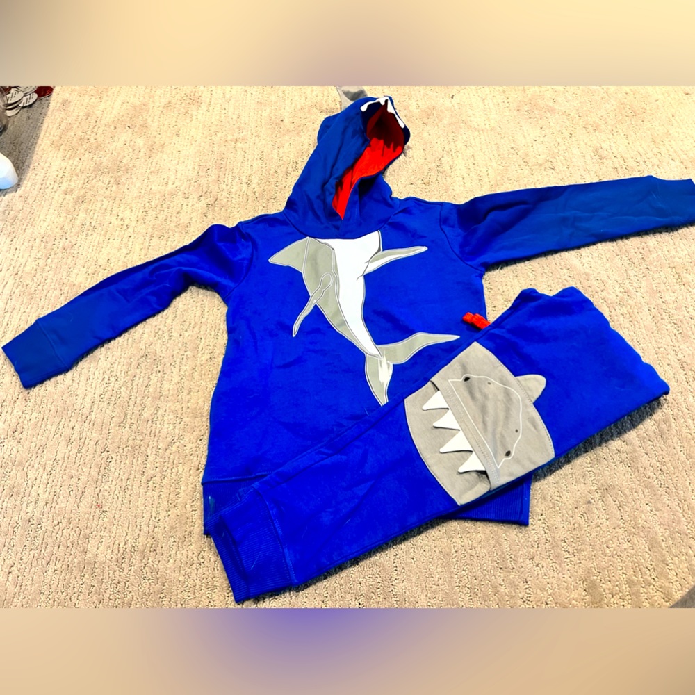 Never worn Shark sweatsuit with fun features - adorable!!!